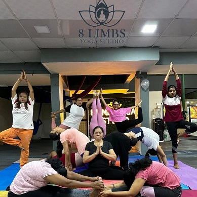 Group Yoga at 8 limbs studios